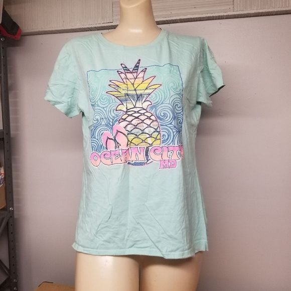 Ocean city MD blue short sleeve pineapple Medium M - Picture 1 of 10
